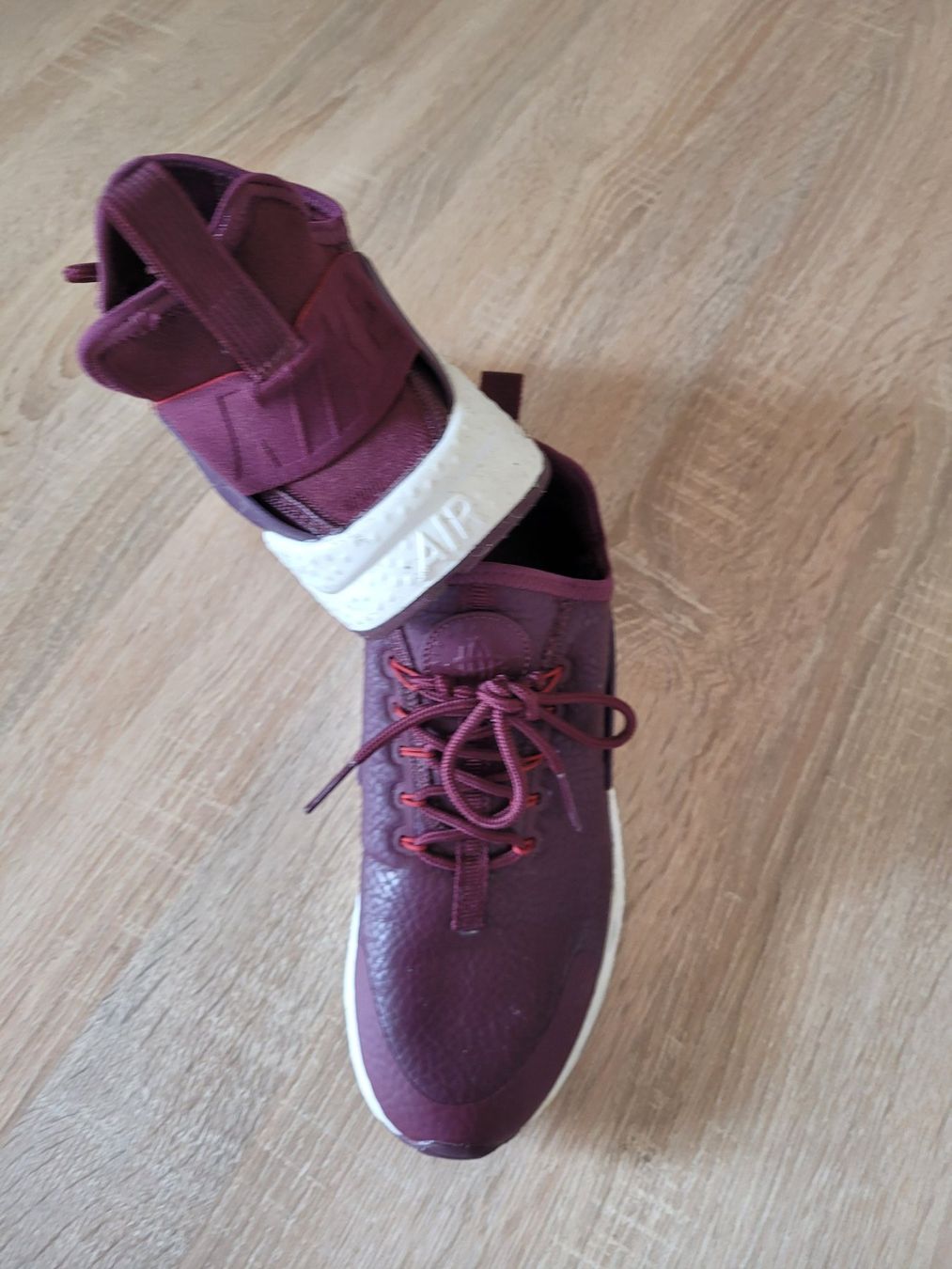 Nike Damenschuhe: Nike air bordeau – Gebraucht aus Echallens von frimousse2008 1