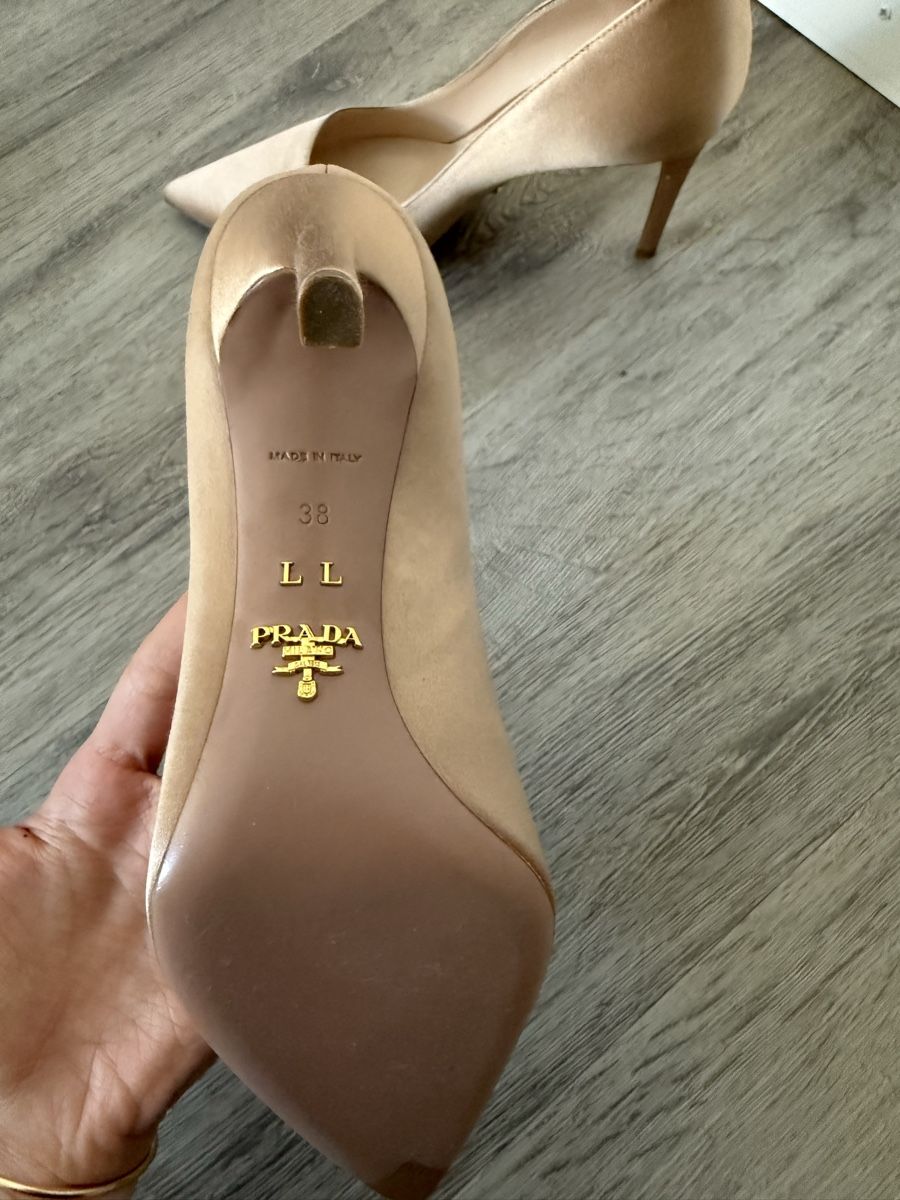 Prada Scarpe da donna: Prada silk heels beige NEW – Nuovo (secondo la descrizione) da Estavayer-le-Lac venduto da sto_y5c2 3