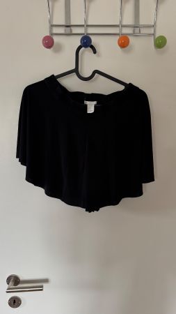 Schwarze luftige Shorts von H&M Basic, Gr. S