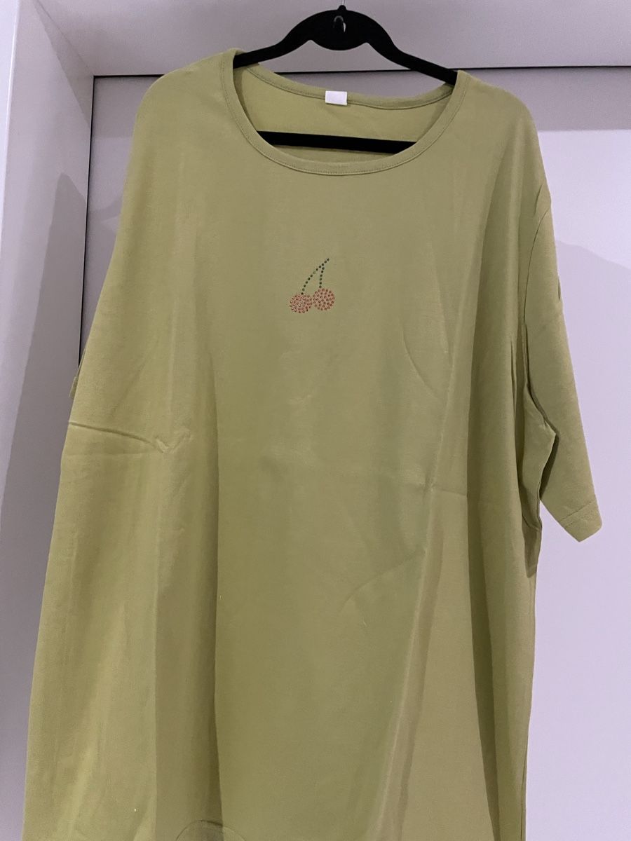 Lotti di vestiti: 5 T-shirts assortierte Farben, 48 neu – Nuovo (secondo la descrizione) da Braunwald venduto da Noveredo 3