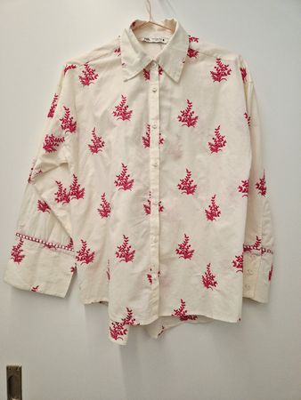 Zara Embroidered Cotton Shirt - Perfect for Summer!