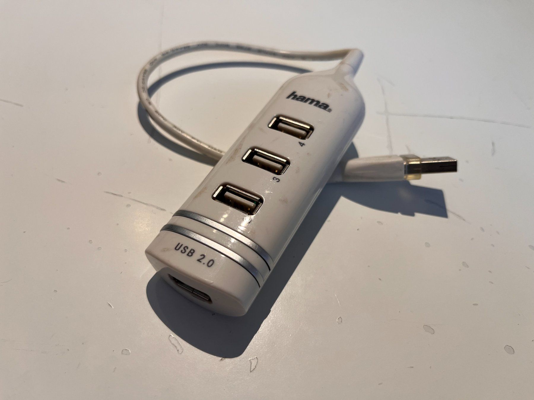 Hubs & Switches: Hama USB 4-Weg Mehrfachstecker – Gebraucht aus Bern von PJB