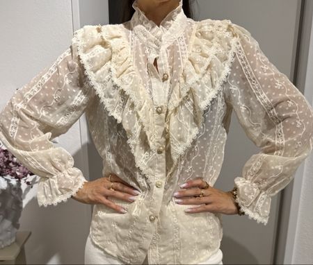 Romantische Bluse in Cream Grösse L