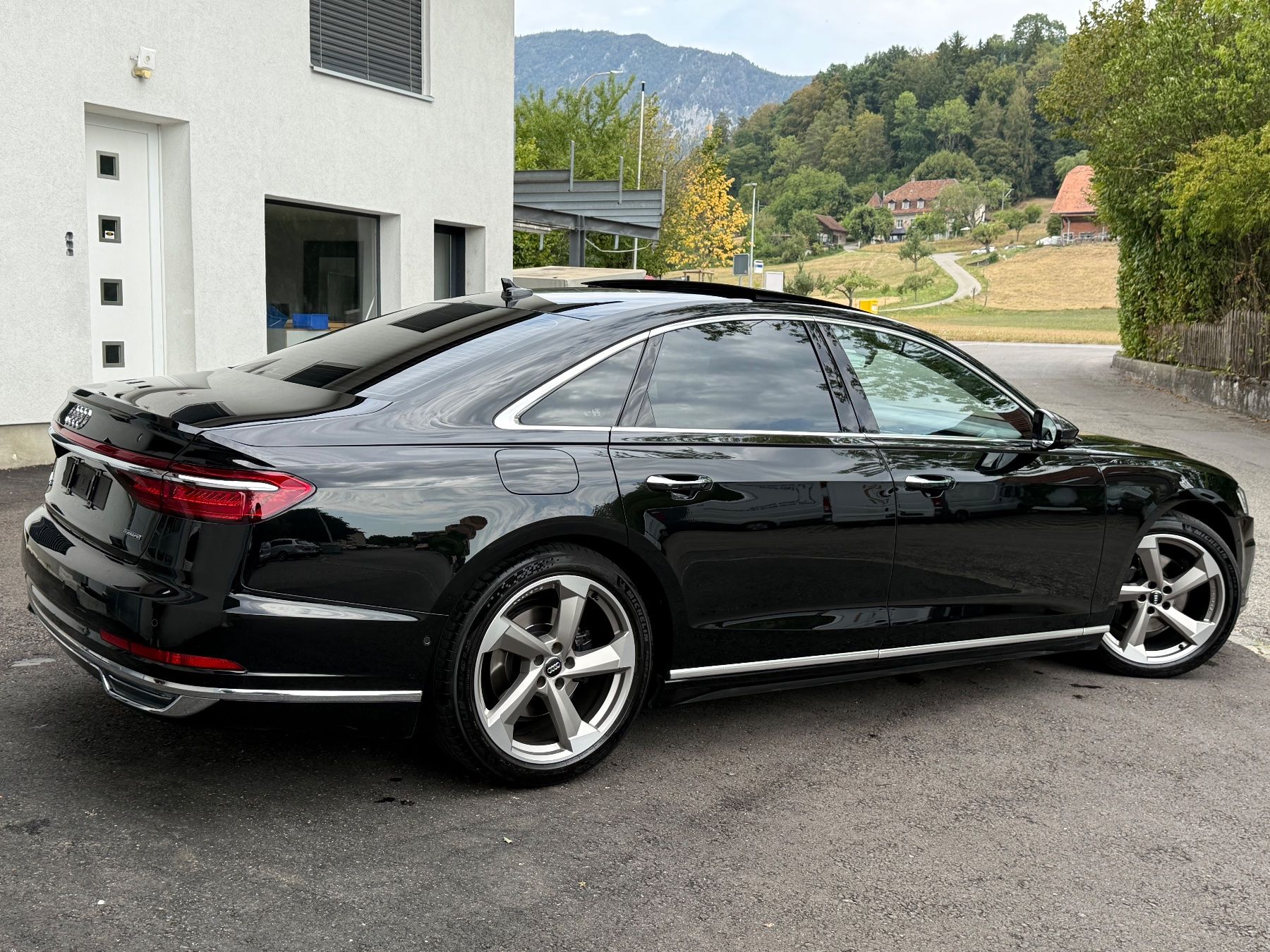 Audi Automobili: Audi A8 3.0 TDI quattro tiptronic – Usato da Selzach venduto da fri_fz6r 3