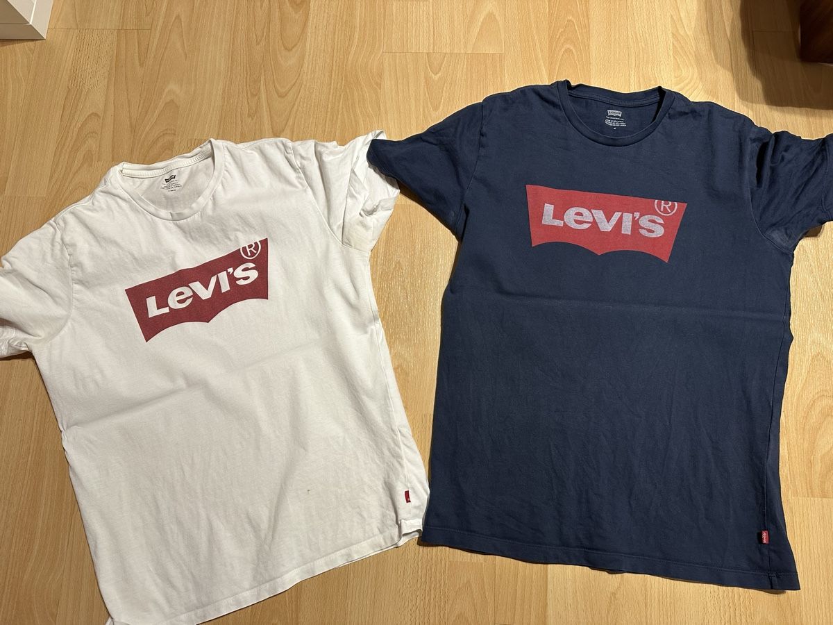 Levi's T-shirt: Levis T-Shirt 2x – Usato da Chur venduto da Sim7000