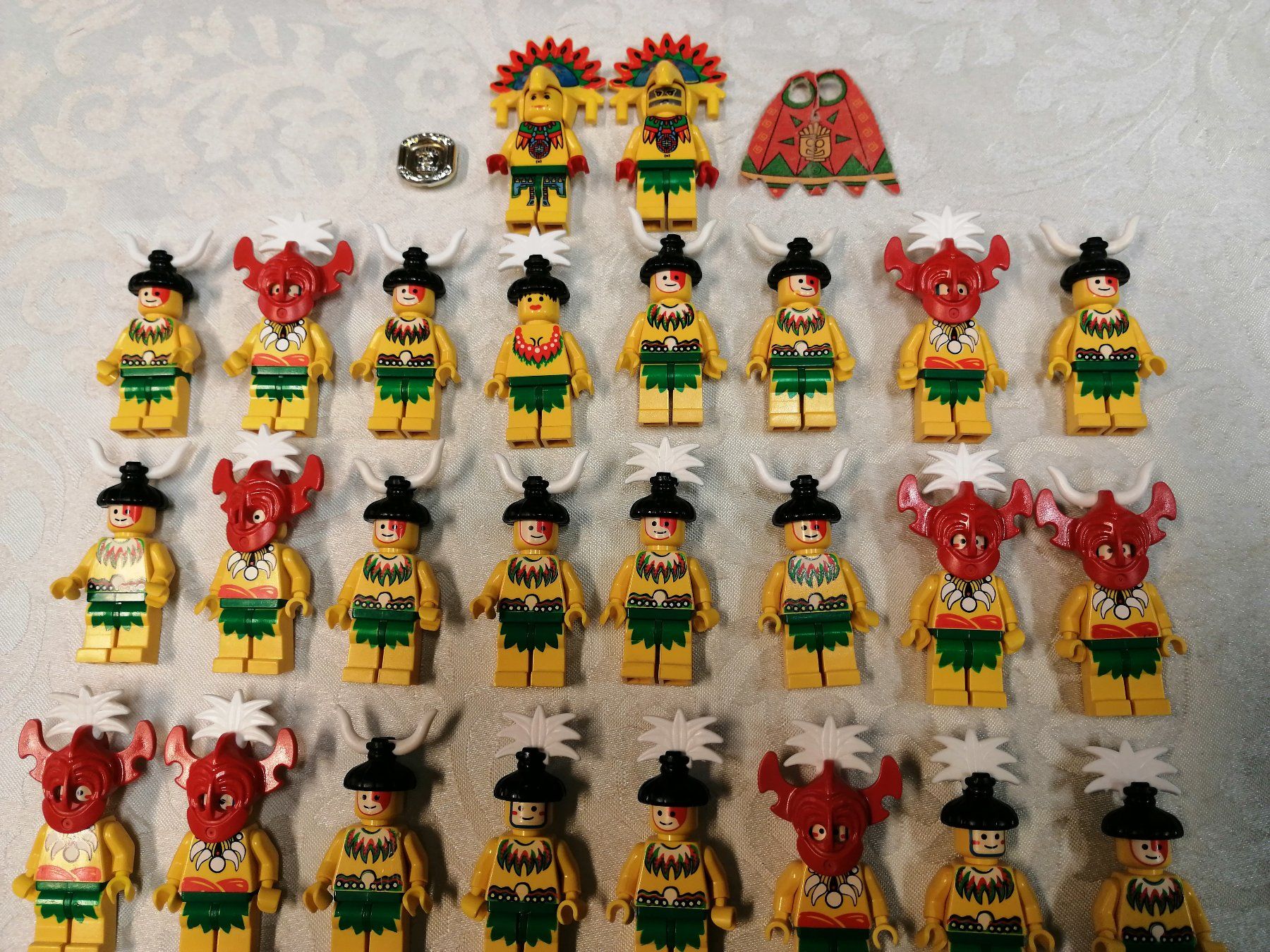 Lego Spielzeuge: Lego Piraten Insulaner – Gebraucht aus Sils im Domleschg von AMAG_AUDI_ZH 2