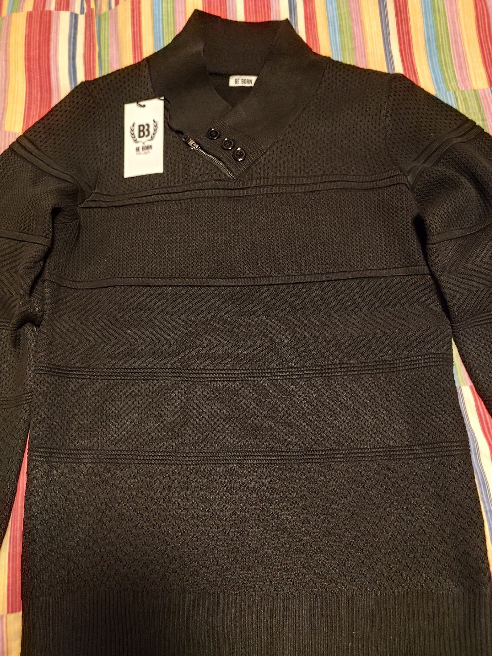 Maglioni & Felpe: Schwarzes Herrenpullover, neu mit Etikett – Nuovo e nell'imballaggio originale da Luzern venduto da Nfan