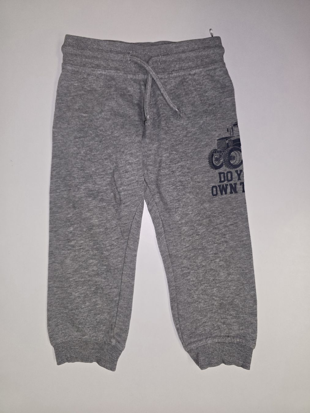 C&A Hosen: C&A Jogginghose Hose Gr. 92 Grau Traktor  – Gebraucht aus Teufenthal AG von thuzsu