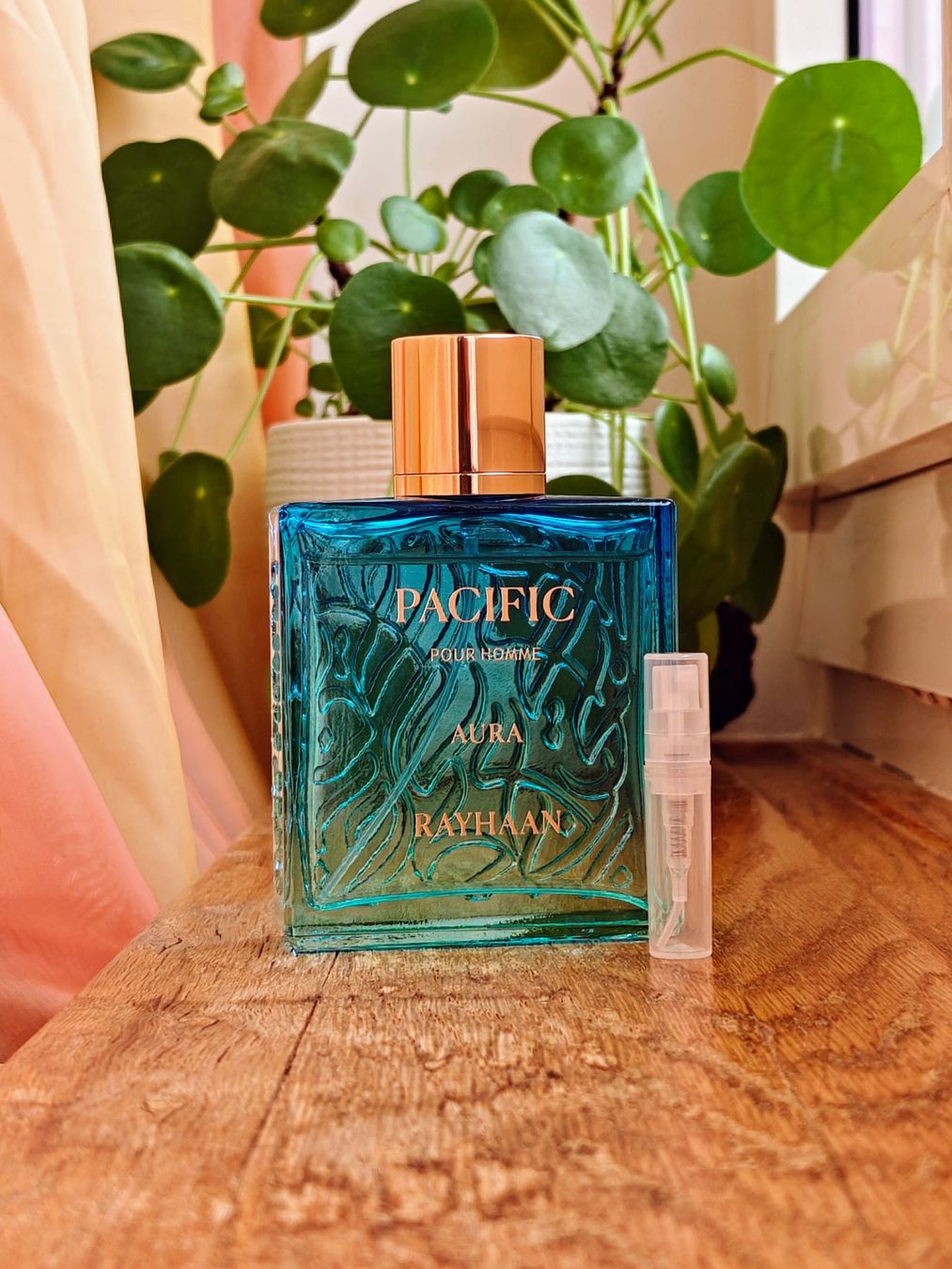 Profumi & Eau de Toilette: 5ml Rayhaan Pacific Aura | Dupe zu Pacific Chill – Usato da Bern venduto da BlackMilk24