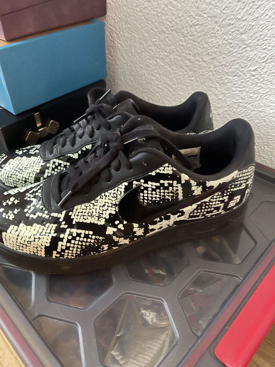 Scarpe da uomo: Nike Air Force 1 Low Black/White Pixel Camo – Usato da Sennhof venduto da furkanAlb 1