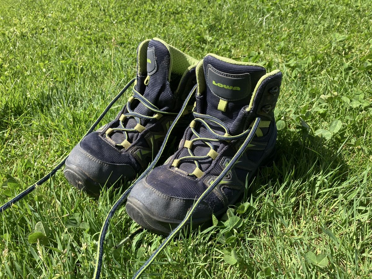 Scarpe per ragazzi: Wanderschuh Kinder Grösse 35 – Usato da Röschenz venduto da RS4147