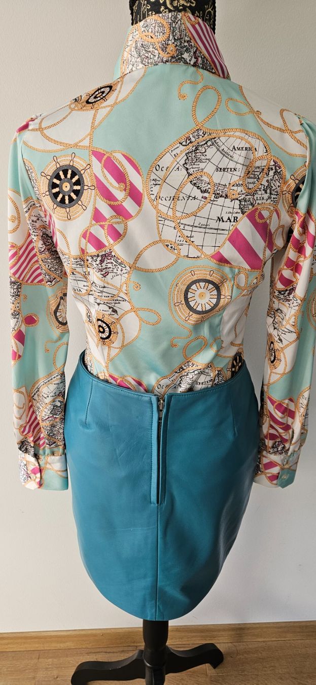 Chemisiers: ✨Blouse élégante✨ – D'occasion à Riddes par LuXuriousExcess 3