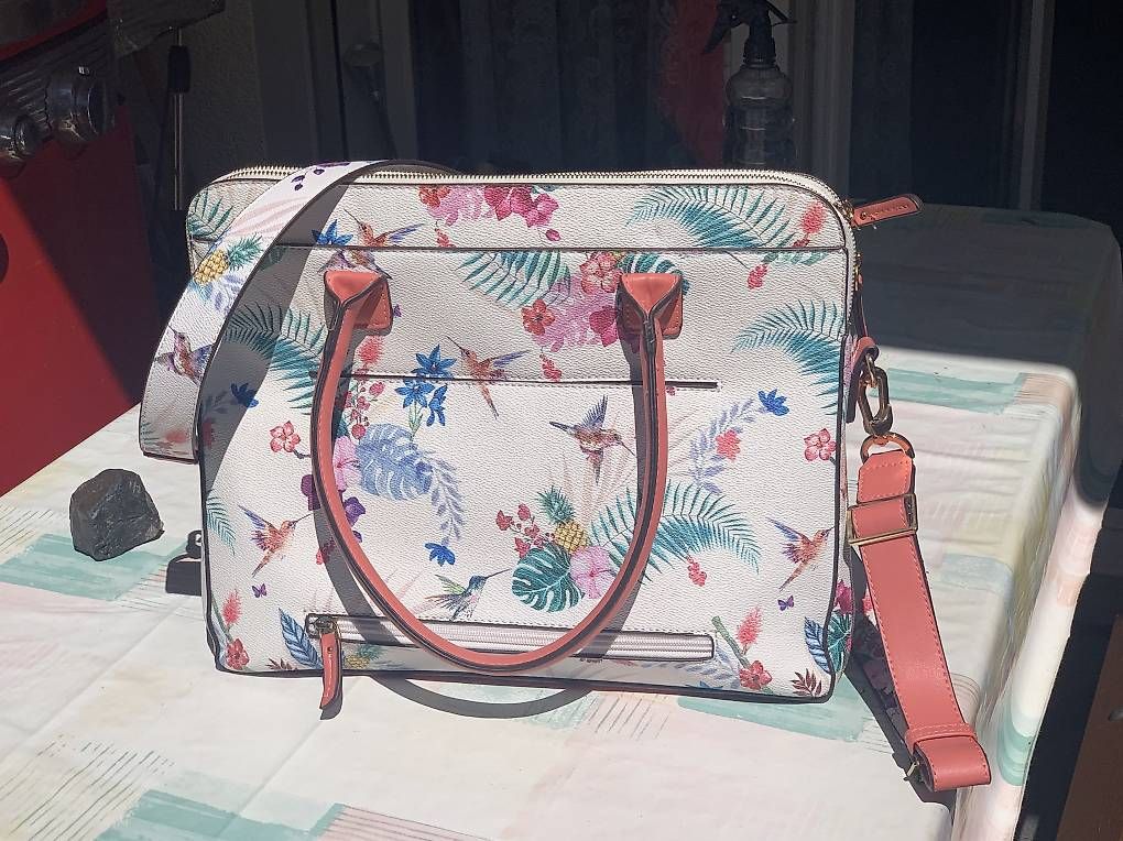 Taschen für Damen: Umhängetasche Parfois – Gebraucht aus Zürich von lil_xr6x 1