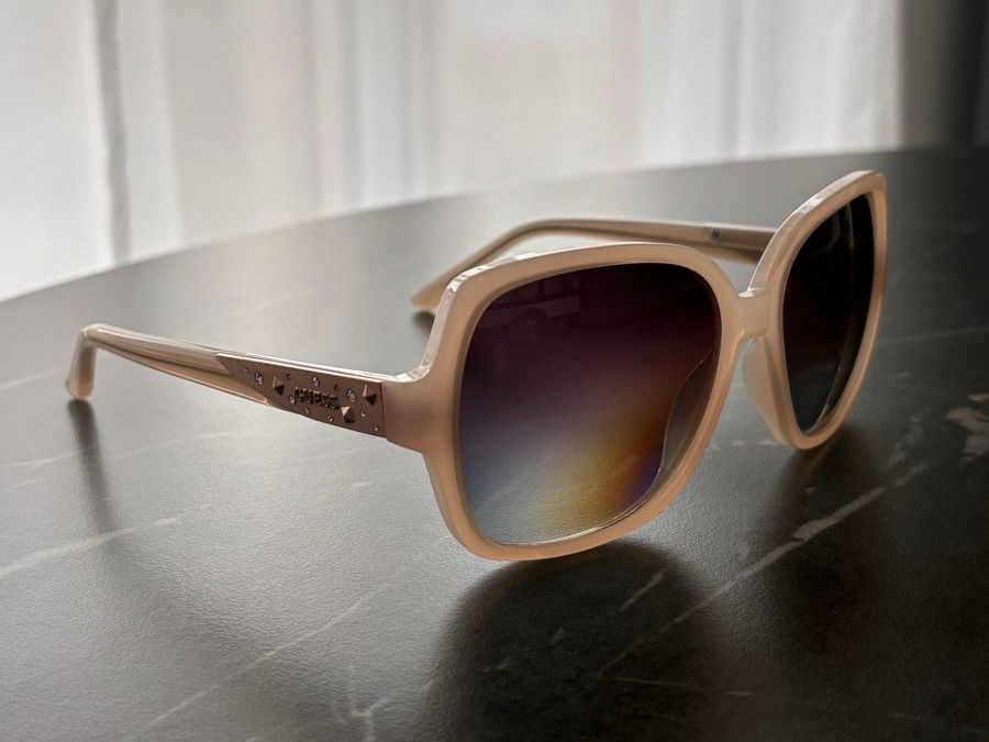 Guess Brillen & Gläser: Sonnenbrille GUESS Damen beige – Neu (gemäss Beschreibung) aus Staufen von yam_6989