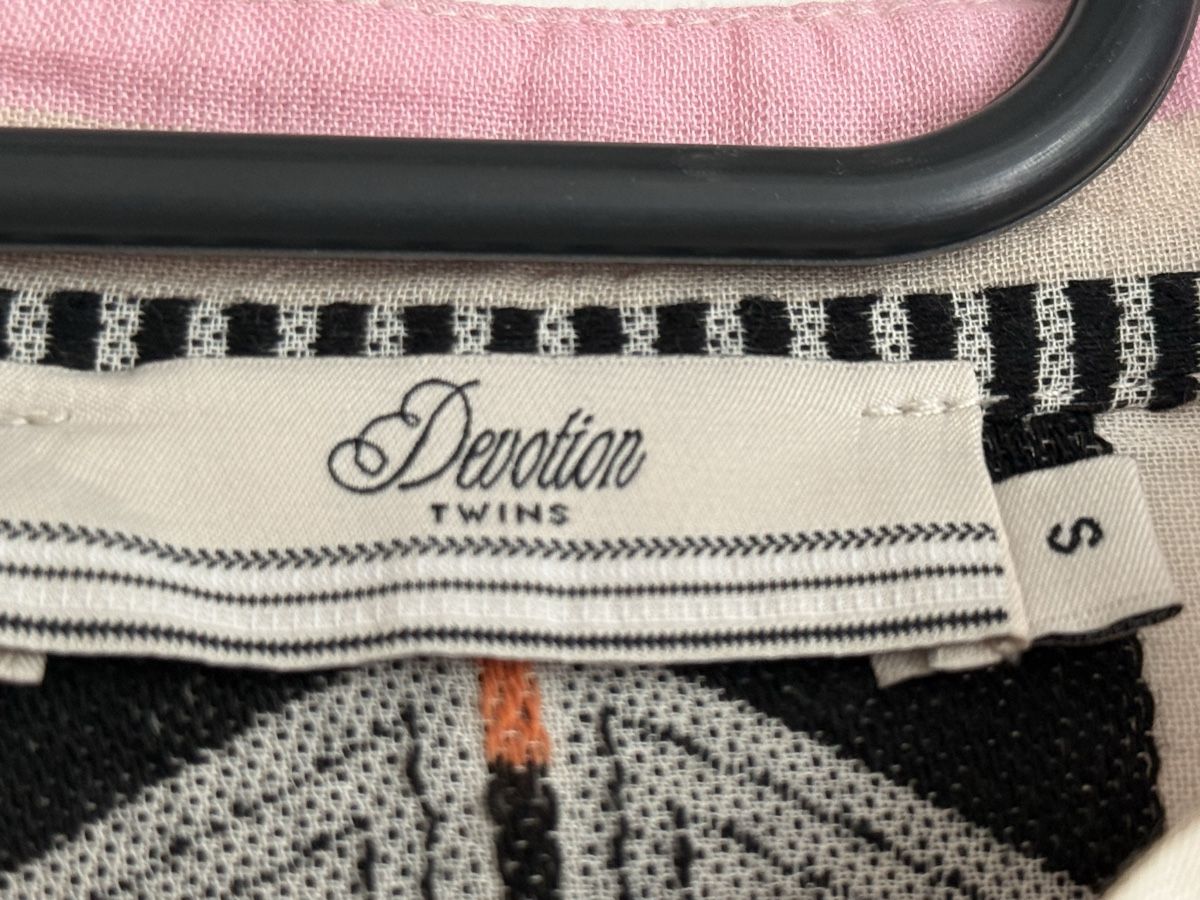 Devotion Kleider: RINIA Dress 36 devotion twins – Gebraucht aus St. Gallen von Frickmoser 5