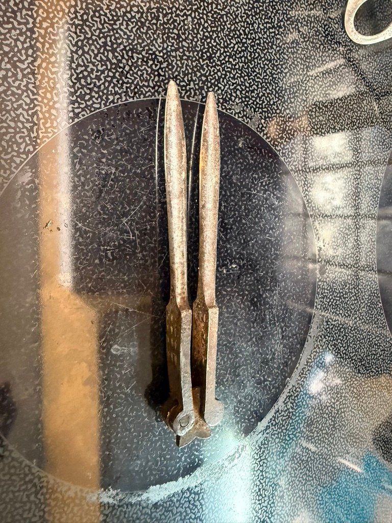 Küchengeräte: Verschiedene alte Küchenutensilien – Gebraucht aus Agriswil von Windcheetah 7