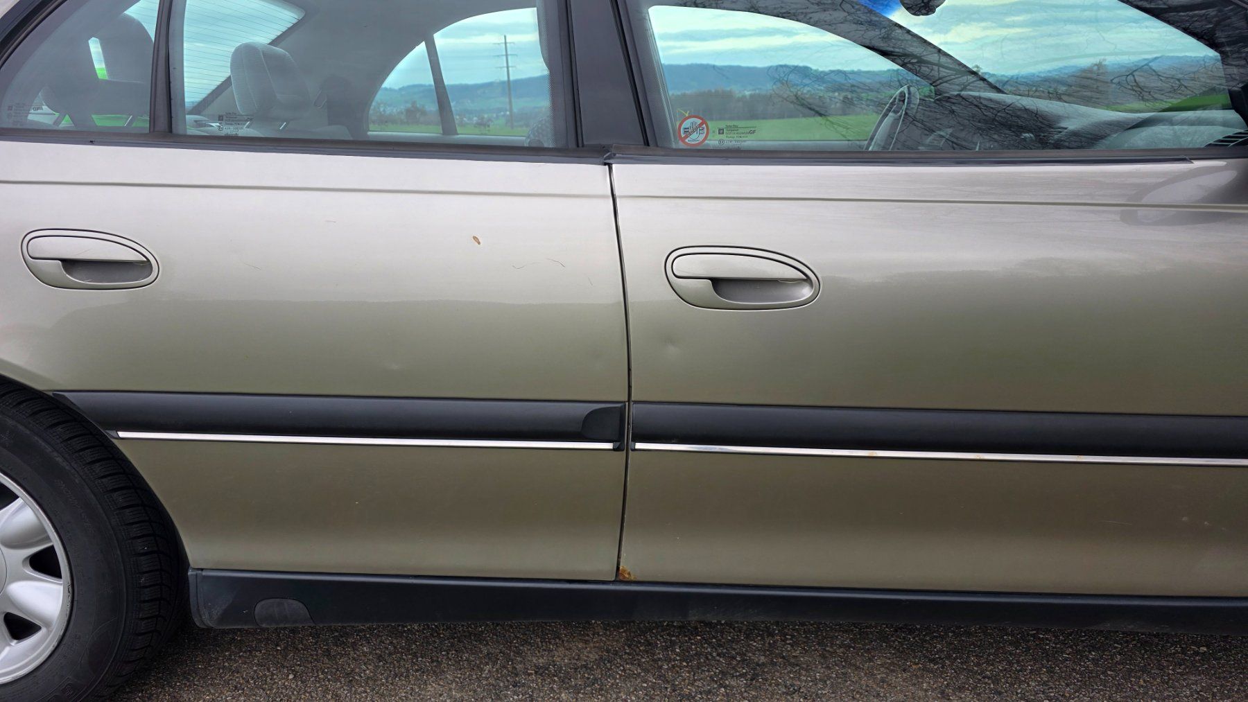Opel Autos: Opel Omega B 2.5L V6 CD Benzin Automat Anhängekupplung – Gebraucht aus Wallenwil von marcisalm 3