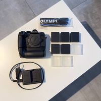 Olympus OM-D E-M1 Mark II mit Batteriegriff (806 Auslös.)