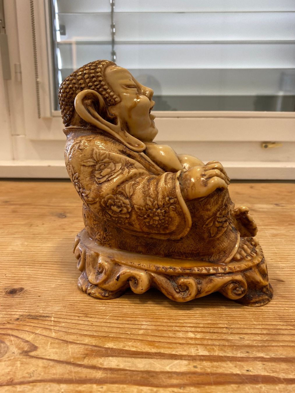 Statuette: Lachende Buddha Figur, Feng Shui – Usato da Niederhelfenschwil venduto da Chleeblatt1938 1