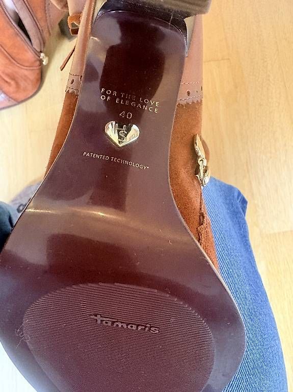 Damenschuhe: Bottes/bottines Tamaris camel  – Gebraucht aus Chardonne von any_yq5q 4