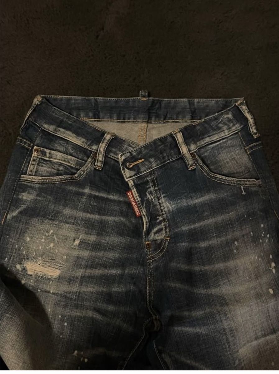 Jeans: Dsquared2 Jeans – Gebraucht aus Adlikon b.Regensdf von sxmx13