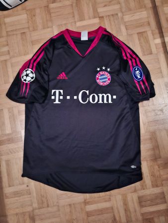 FC Bayern München Drittes Trikot 04/05 in Grösse M