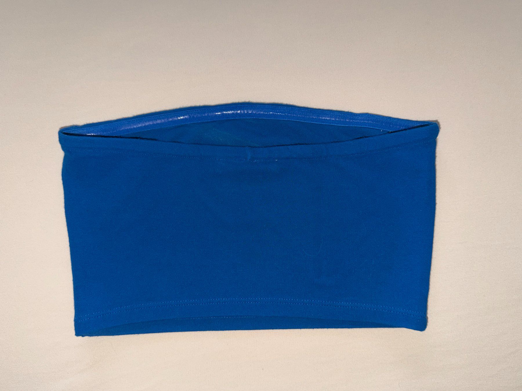 Na-kd Tops: NA-KD Bandeau Top – Gebraucht aus Dübendorf von ilazzi 1