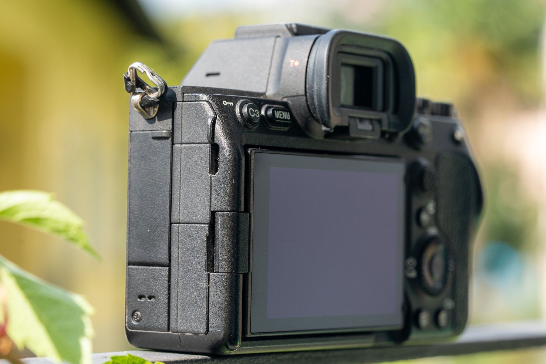 Sony Fotocamera: Sony Alpha 7 IV con accessori – Usato da Melano venduto da Vintage-Life 3