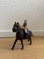 Schleich Horse Club Pferd mit Reiterin