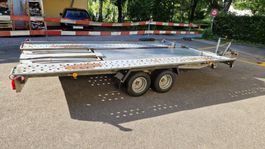 Autotransporter Anhänger kippbar mit Auffahrrampen