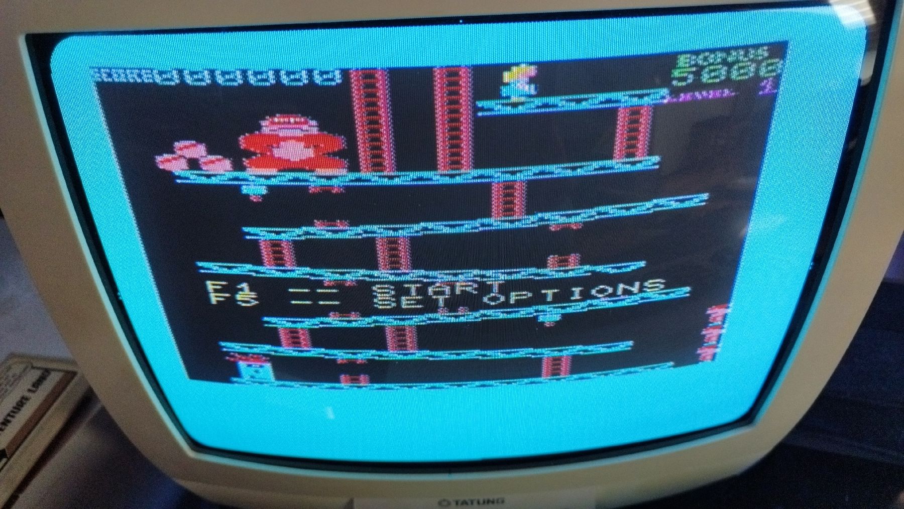Commodore PC: Commodore VIC-20 Spiele – Usato da Domdidier venduto da look80486 3