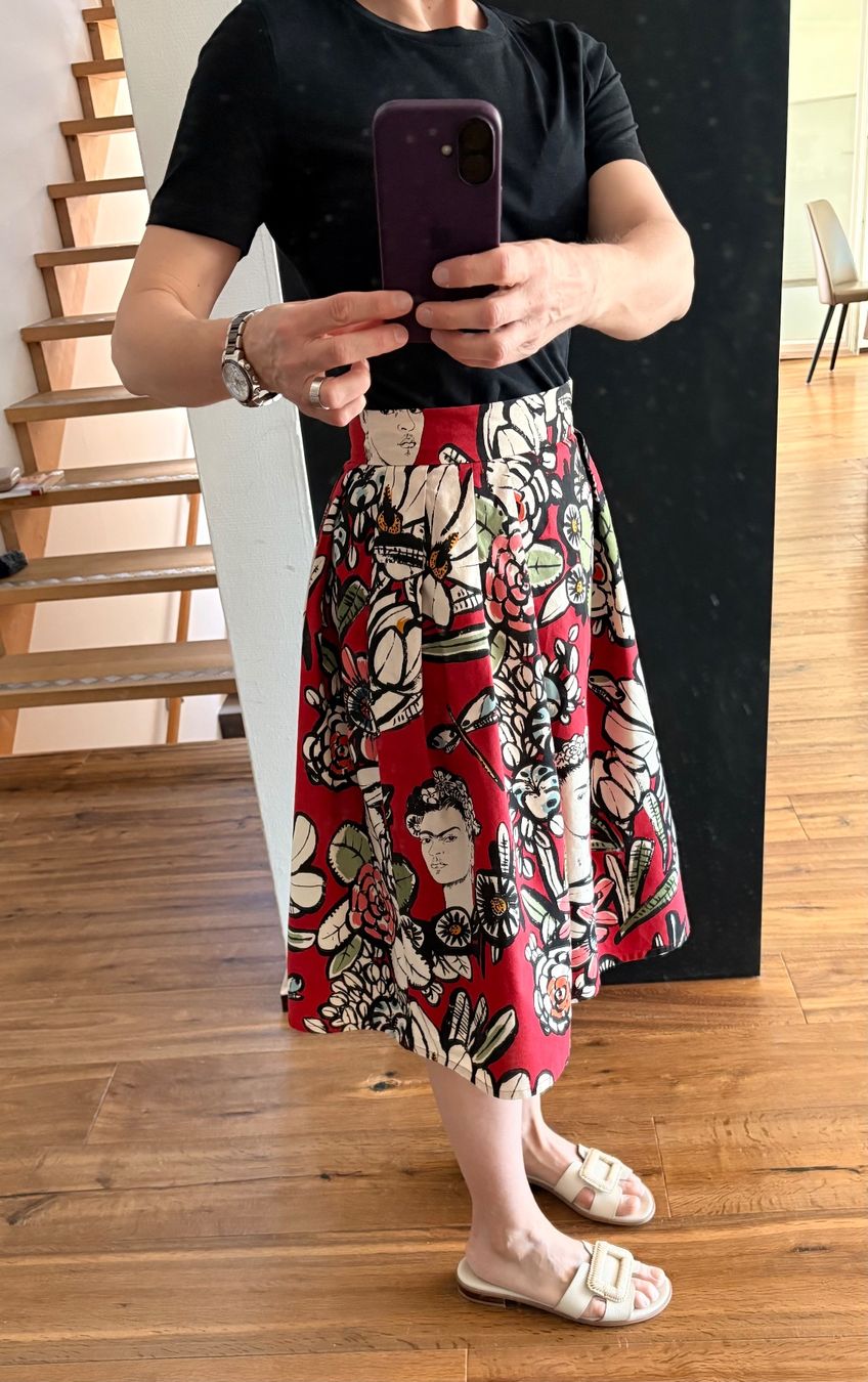 Gonne: Frida Kahlo Jupe – Usato da Malans GR venduto da stoffmass 2