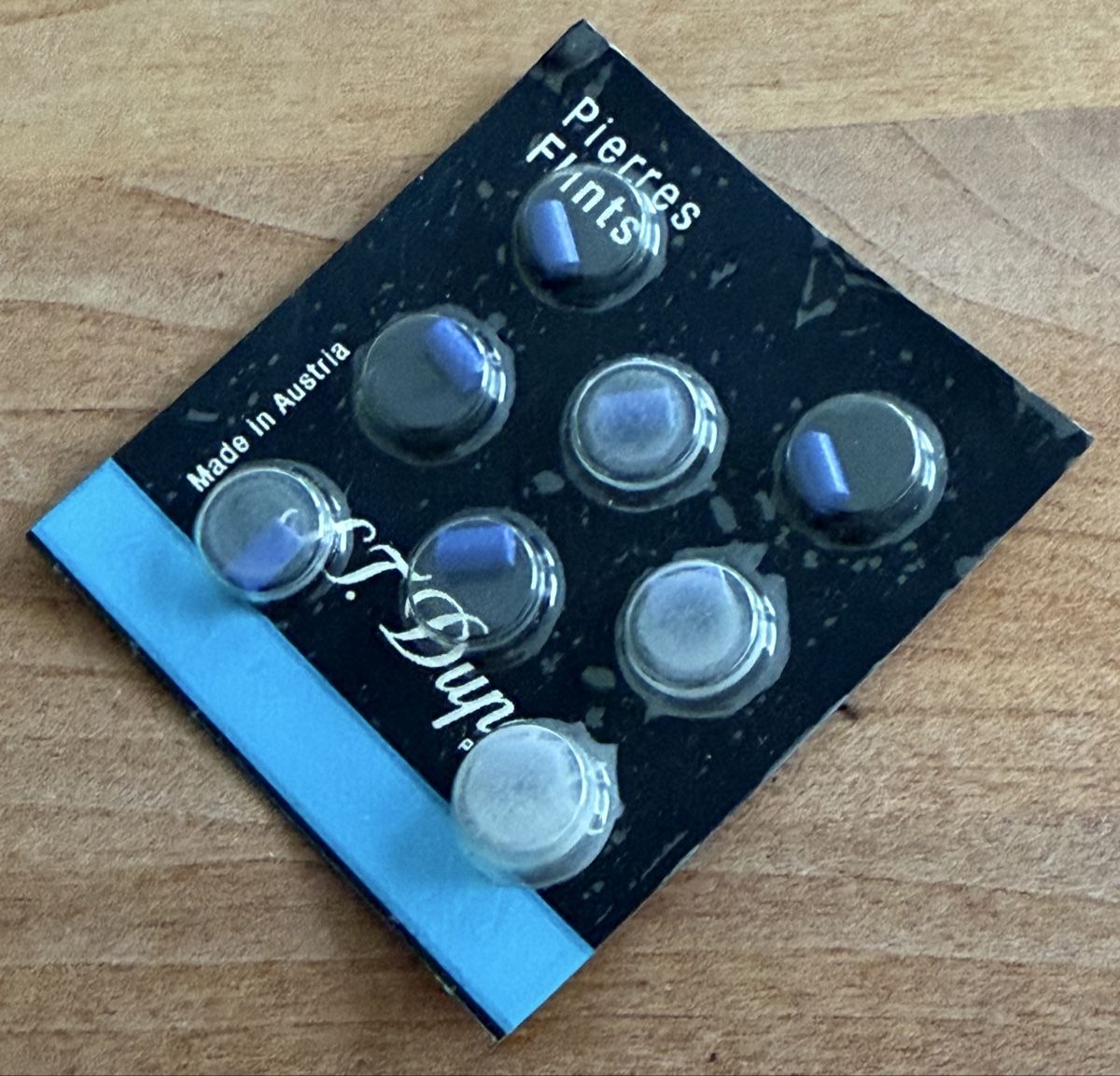 Dupont Accendini: S.T. DUPONT Feuerzeug Flint oder Feuerstein blau – Nuovo e nell'imballaggio originale da Embrach venduto da watchesandlighters 2