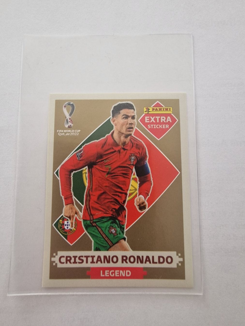 Panini Carte collezionabili: Panini WM 2022 extra sticker Ronaldo Gold – Nuovo (secondo la descrizione) da Adliswil venduto da vendor123