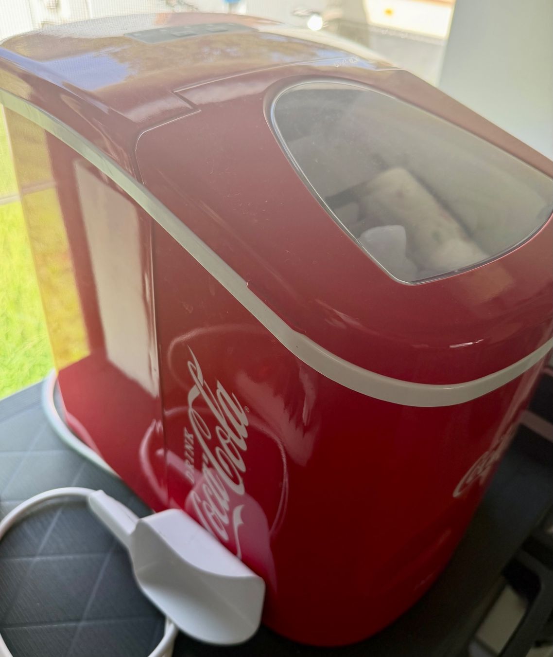 Elettrodomestici da cucina: Coca Cola Eiswürfelmaschine rot, mit Schaufel – Usato da Trimmis venduto da Bros78 2