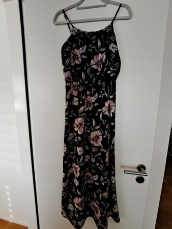 Sommerkleid Only schwarz mit Blumenmuster Grösse 34