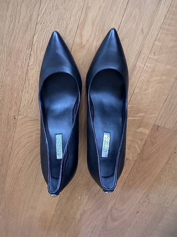 Scarpe da donna: Lederheels Guess mit Blockabsatz – Usato da Glattbrugg venduto da Blogger73 1