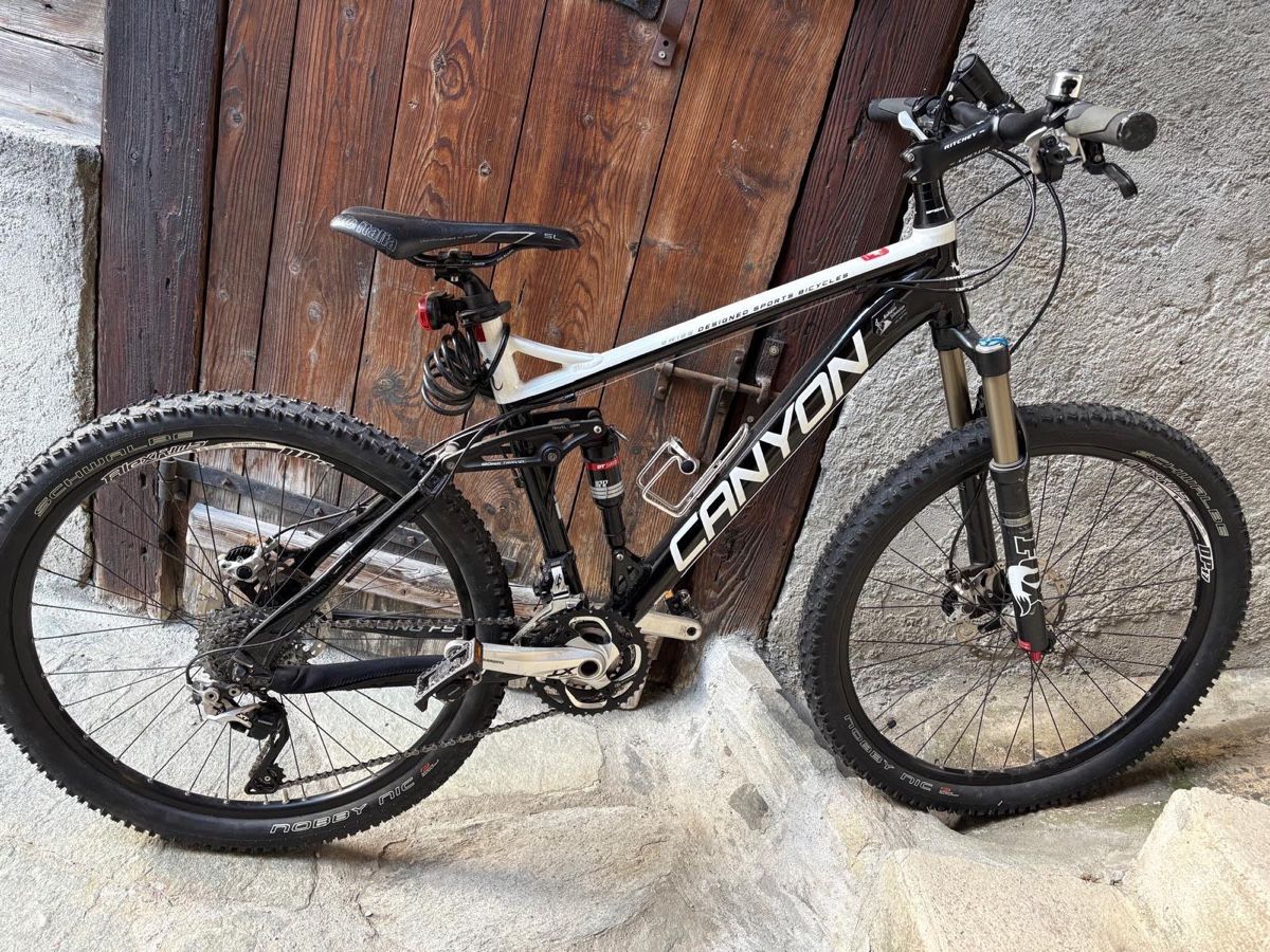 Canyon Velos: MTB Canyon Racing FS 10 – Gebraucht aus Baltschieder von Wengi 1