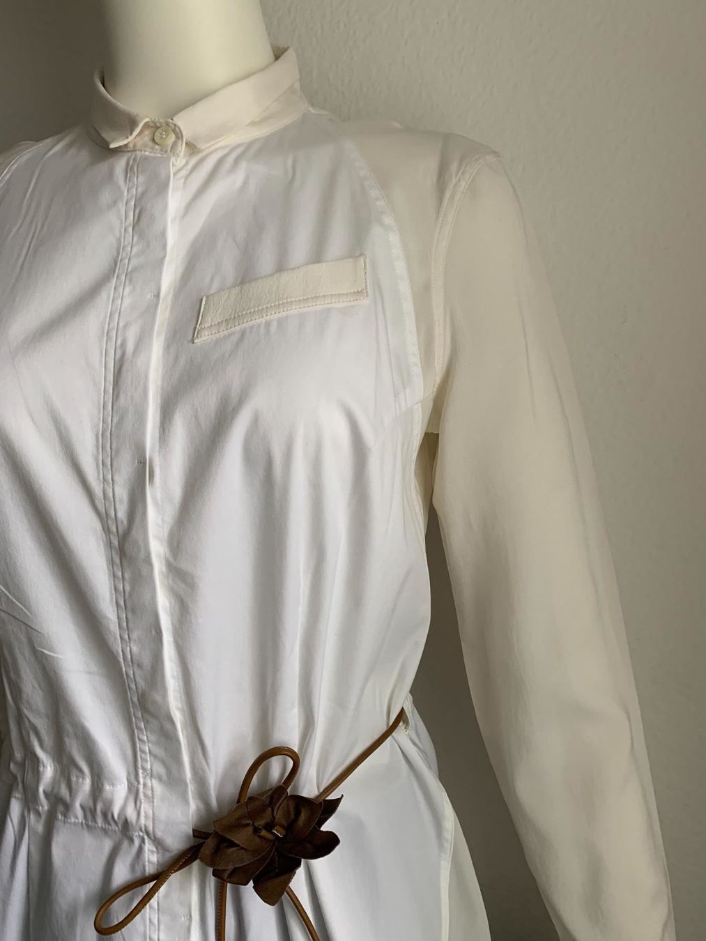 Brunello Cucinelli Camicette: Brunello Cucinelli Bluse – Nuovo (secondo la descrizione) da Winterthur venduto da 19.19 2