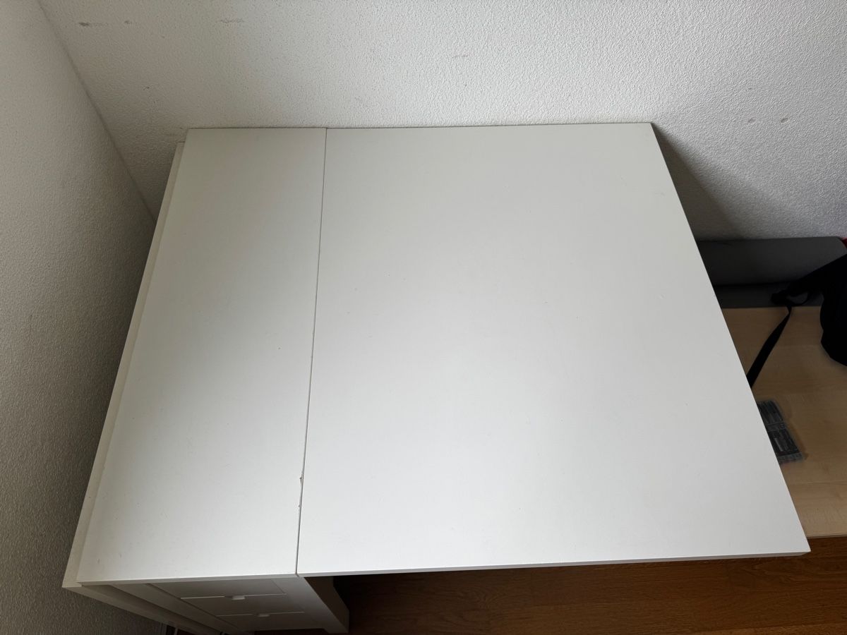Ikea Scrivanie: IKEA Tisch – Usato da Wallisellen venduto da Fifteen053