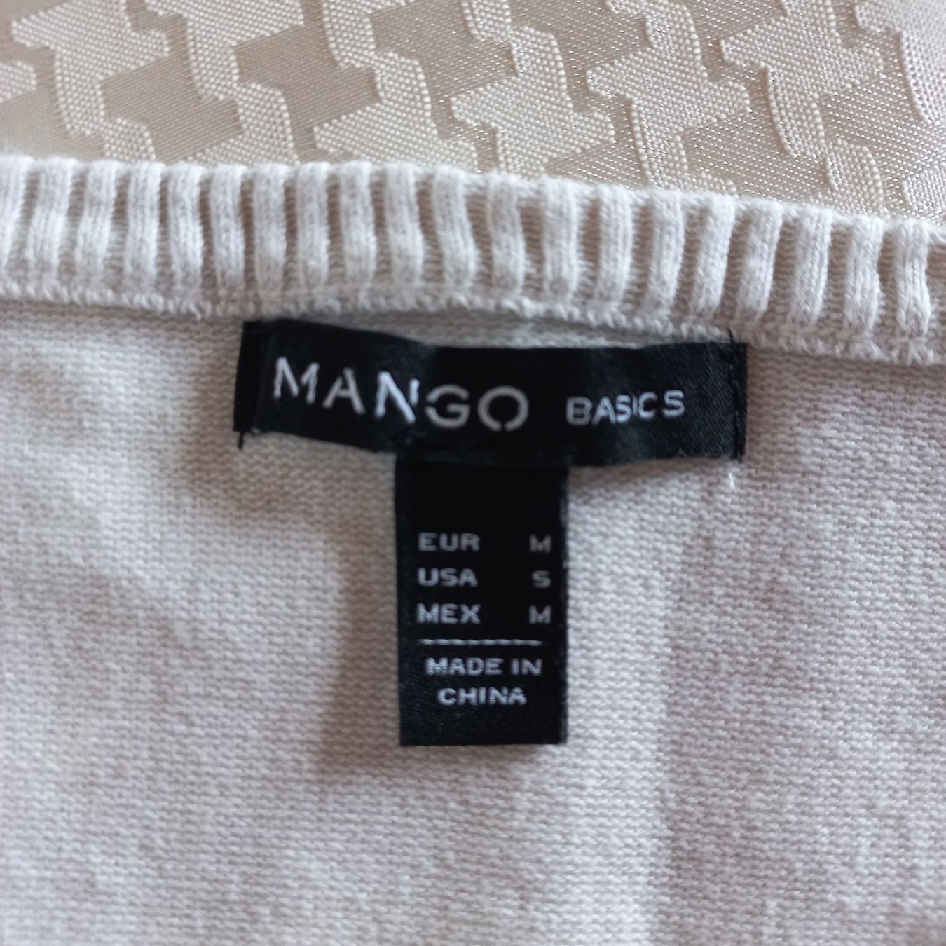 Kleider: Robe 👗 MANGO BASICS  taille M convient plutôt à la taille S – Gebraucht aus Dompierre FR von fat_xth5 2