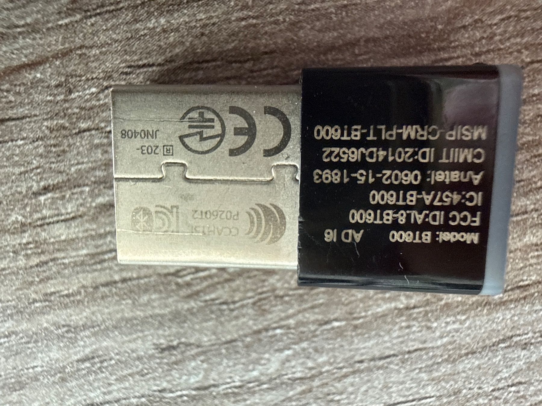 Plantronics Unità & Adattatore: Plantronics Poly BT600 USB-A Bluetooth Adapter Voyager Focus – Usato da Neuhausen am Rheinfall venduto da NiYo 1