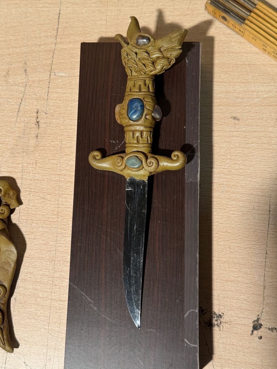 Tutte le decorazioni: Unique Ornamental Dagger with Bird Handle - Display Piece – Usato da Lausanne venduto da vas_mbk2