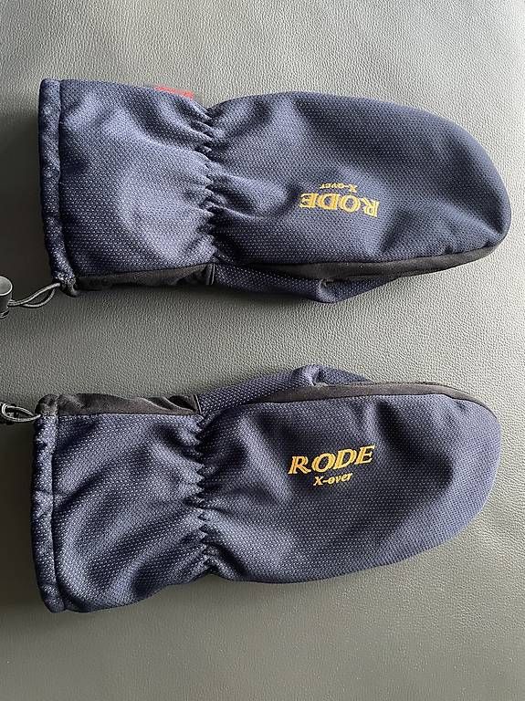 Altri accessori da uomo: Handschuhe mittens doppel layer XL – Usato da Eglisau venduto da Samtri 1
