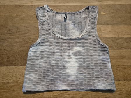 neu: schönes Top Gr. S