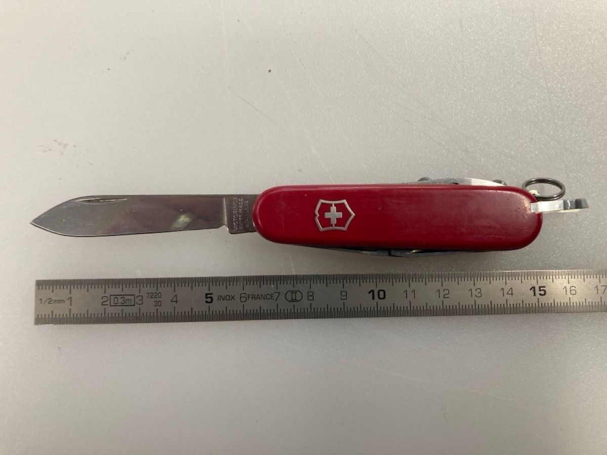 Victorinox Coltelli tascabile: Offiziersmesser – Nuovo (secondo la descrizione) da Krauchthal venduto da colligio 4