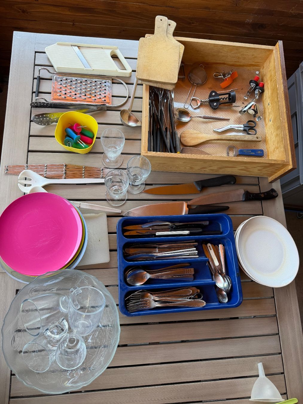Services de table: Küchengeschirr – D'occasion à Laufen par lid_lbx5