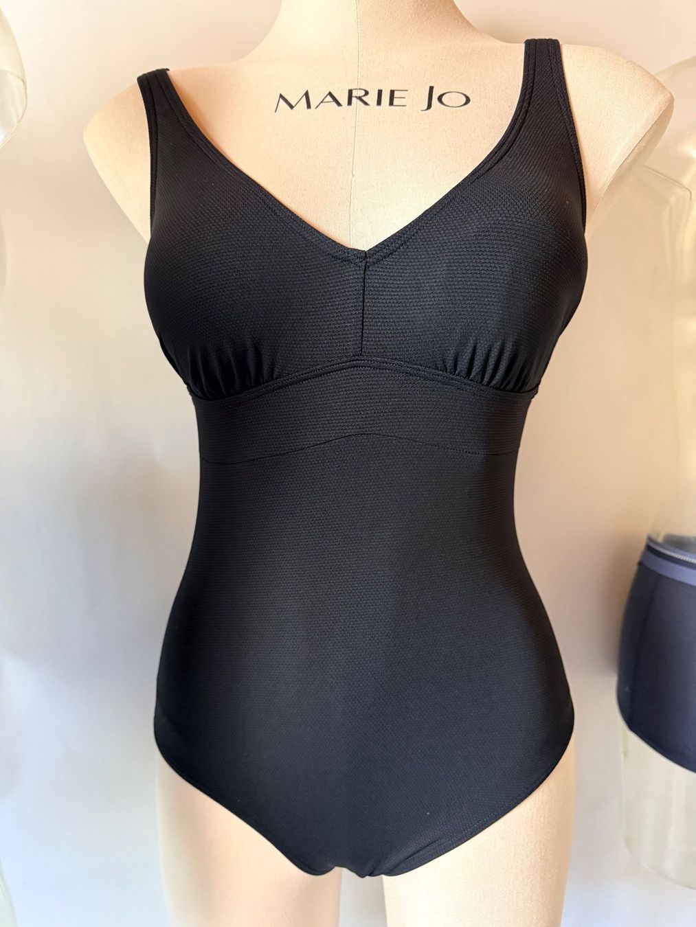 Esprit Costumi da bagno & Bikini: ESPRIT, Badekleid, Grösse 40, Farbe Schwarz – Nuovo e nell'imballaggio originale da Rudolfstetten venduto da gst_g7xl
