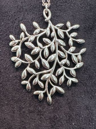 Tiffany & Co Olive Leaf Paloma Picasso Halskette (Large)