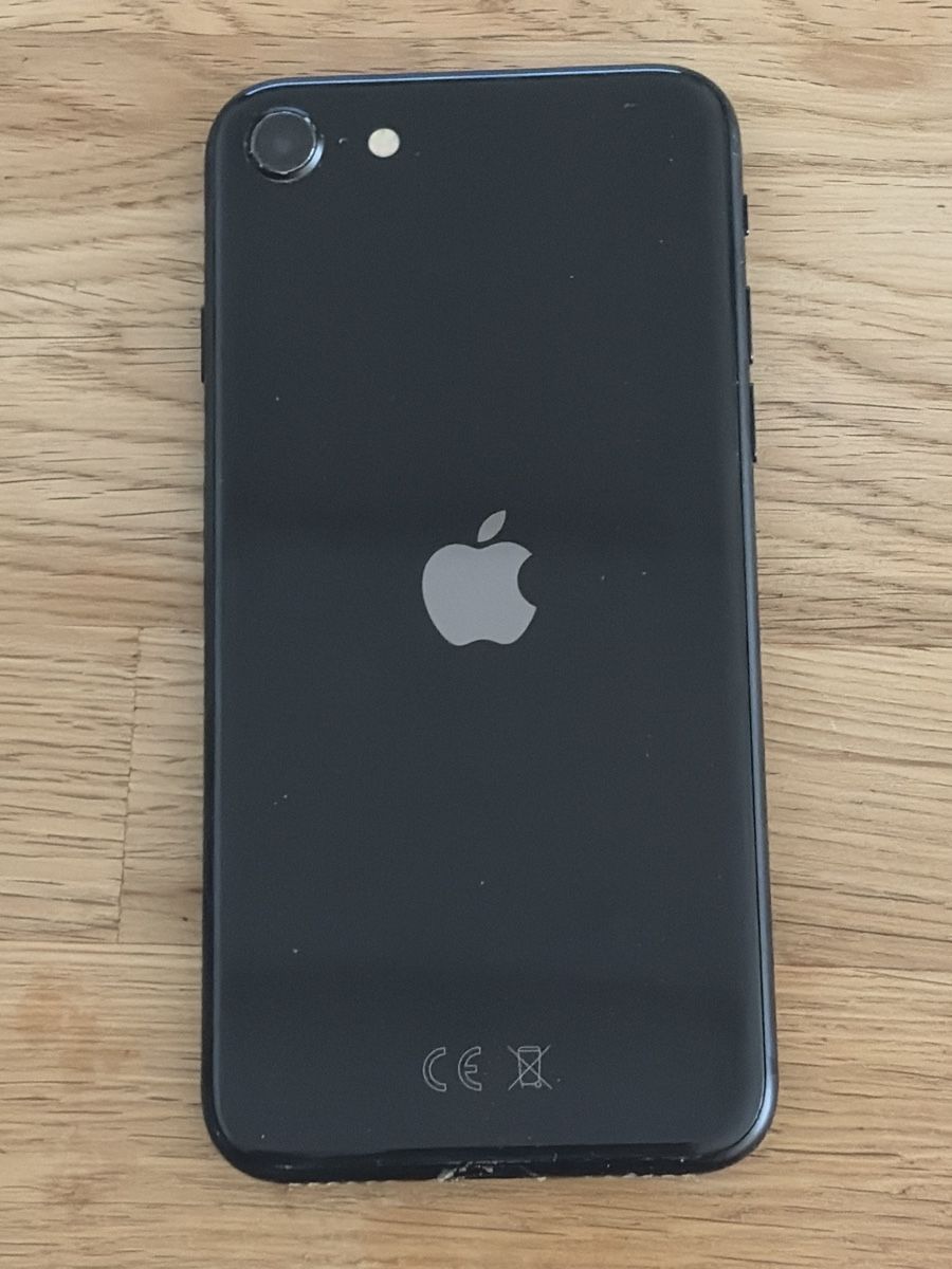 Apple Telefoni cellulari / Smartphones: iPhone SE, 64 GB, Black – Usato da Fehraltorf venduto da stfan 1